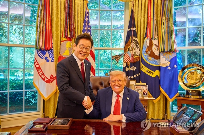 지난 8월 백악관 집무실서 만난 한미 정상