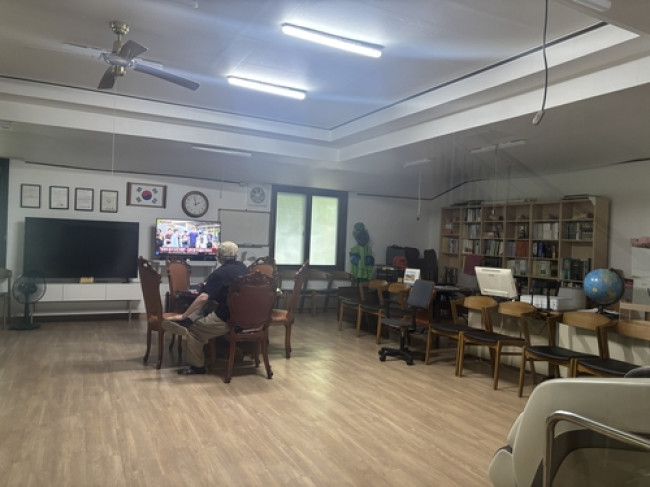 다시 경로당으로 돌아간 잠실7동 제2투표소
