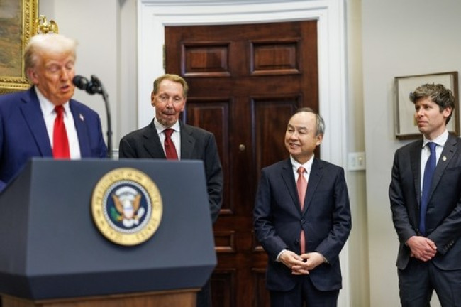 Press conference for the 'Stargate' project at the White House
